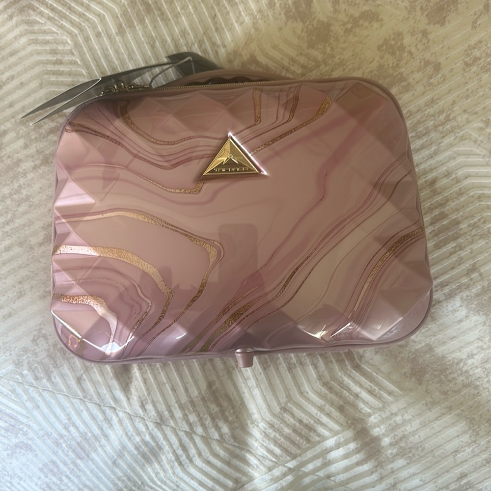 Triforce elite performance travelware